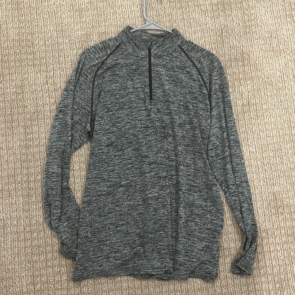 Under Armour Sports Pullover